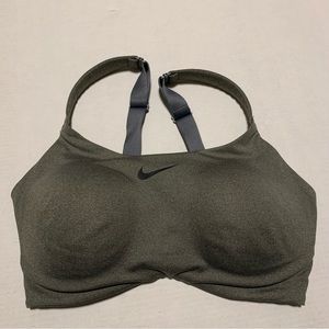 Nike Dri-Fit Molded Cup Sports Bra Size 34E